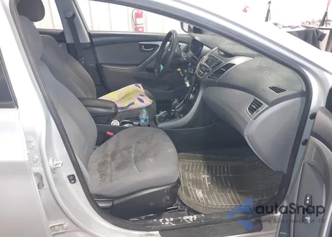 2016 Hyundai Elantra Se z USA, uszkodzony, nr VIN KMHDH4AE4GU581948